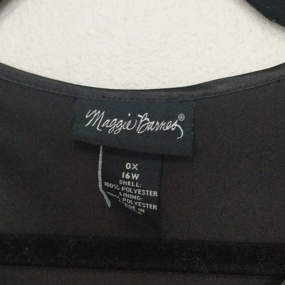 Black sequin top - Picture 3 of 4